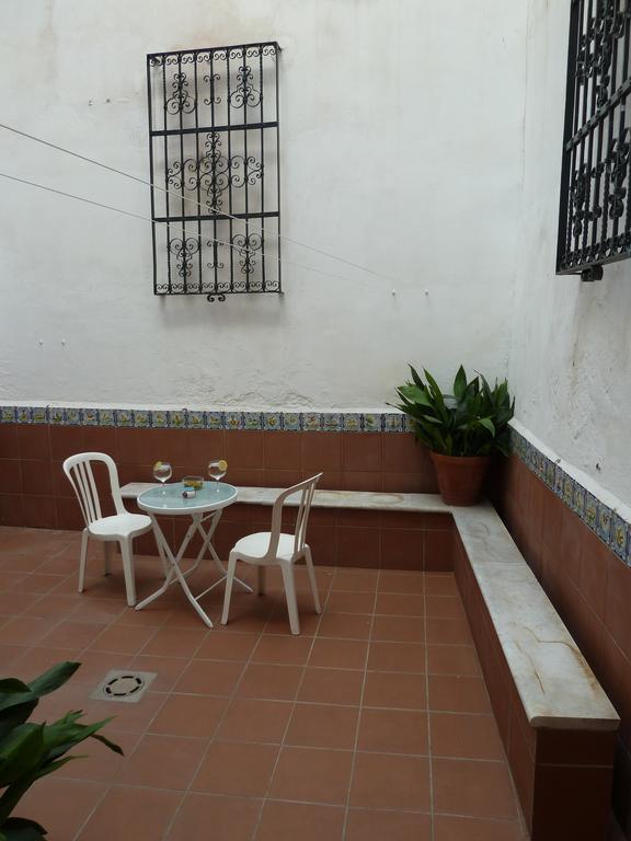 Karmapartment Sevilla Buitenkant foto