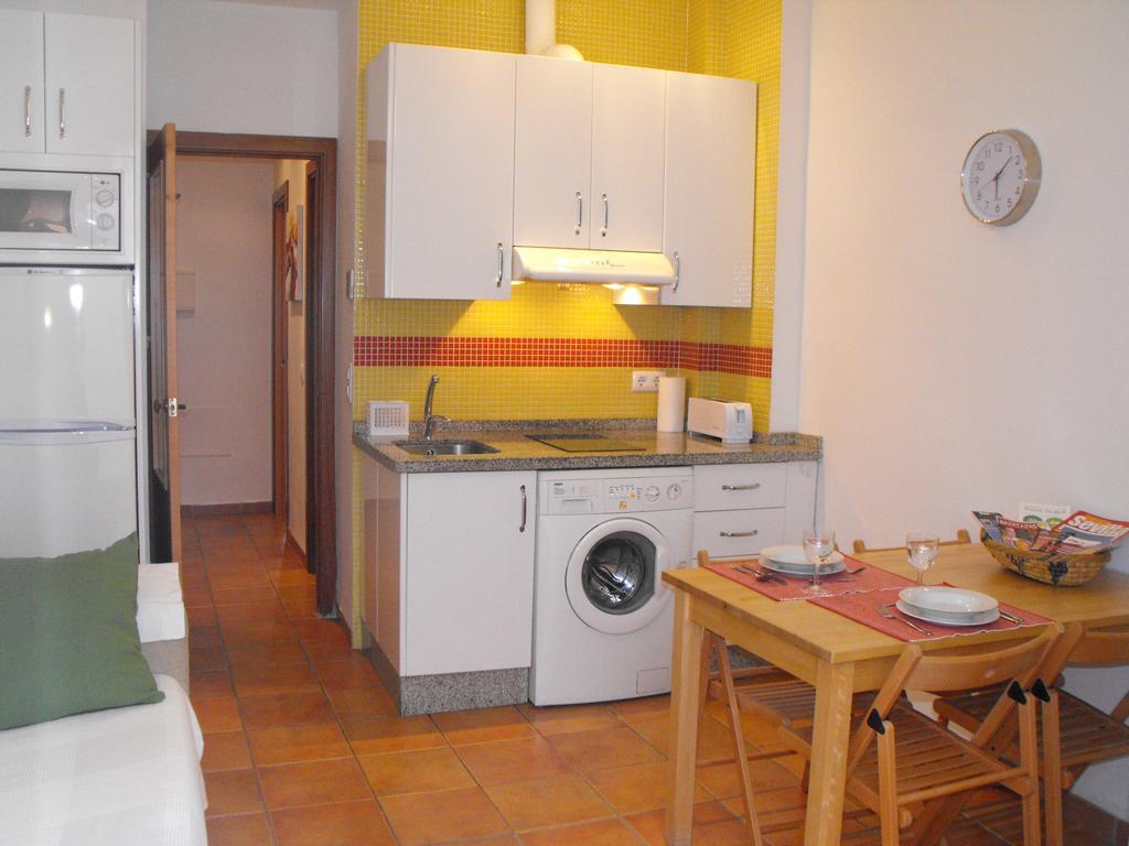 Karmapartment Sevilla Buitenkant foto