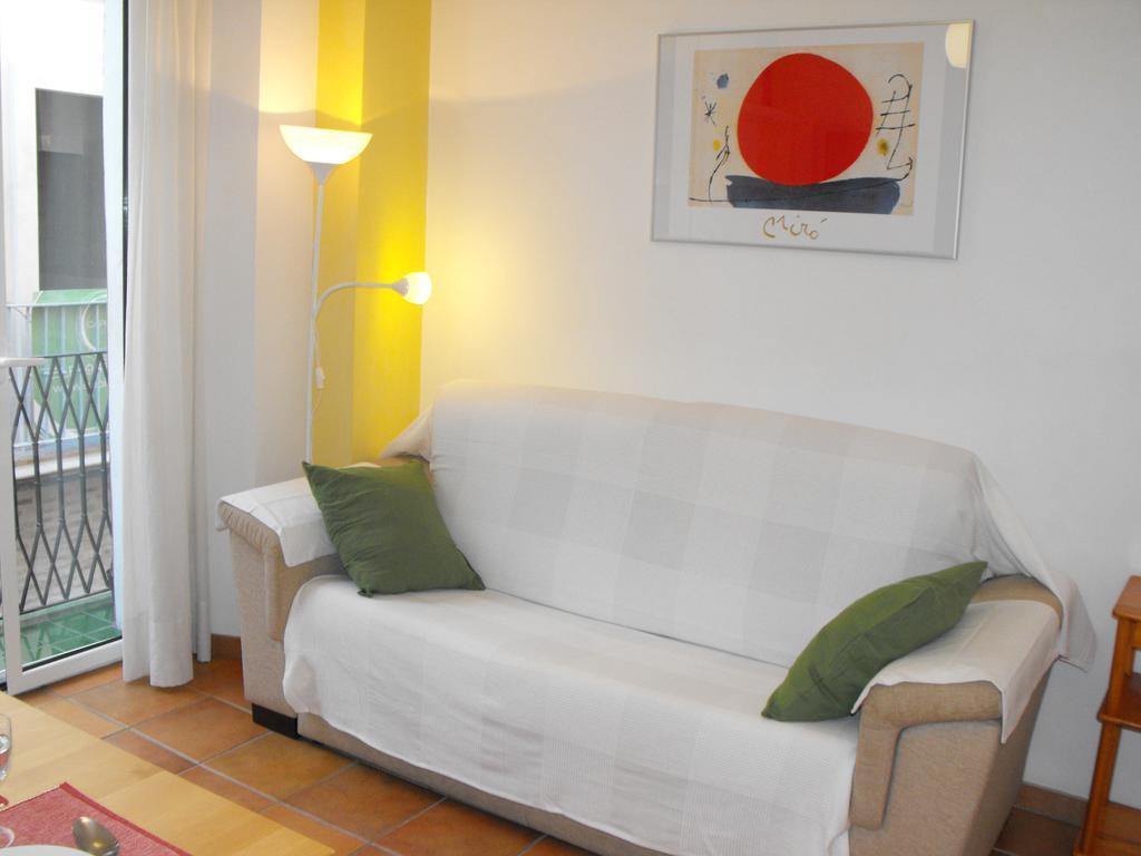 Karmapartment Sevilla Buitenkant foto